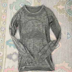 Lululemon Swiftly Tech Long Sleeve